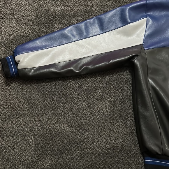 Genuine Merchandise Vintage New York Yankees Leather Jacket - Picture 12 of 16